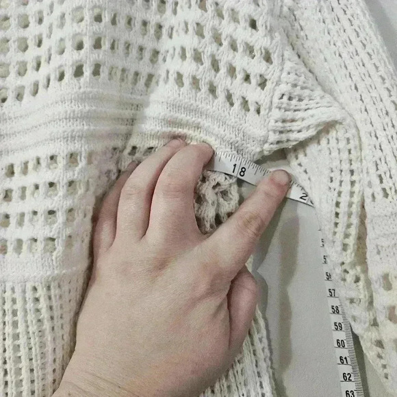 Old navy crochet sweater! - Picture 3 of 4